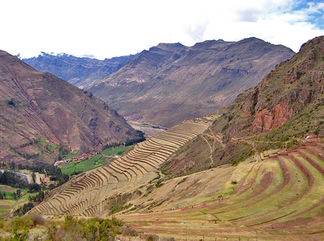 Valle Sagrado de los Incas –Aguas Calientes (Machupicchu).